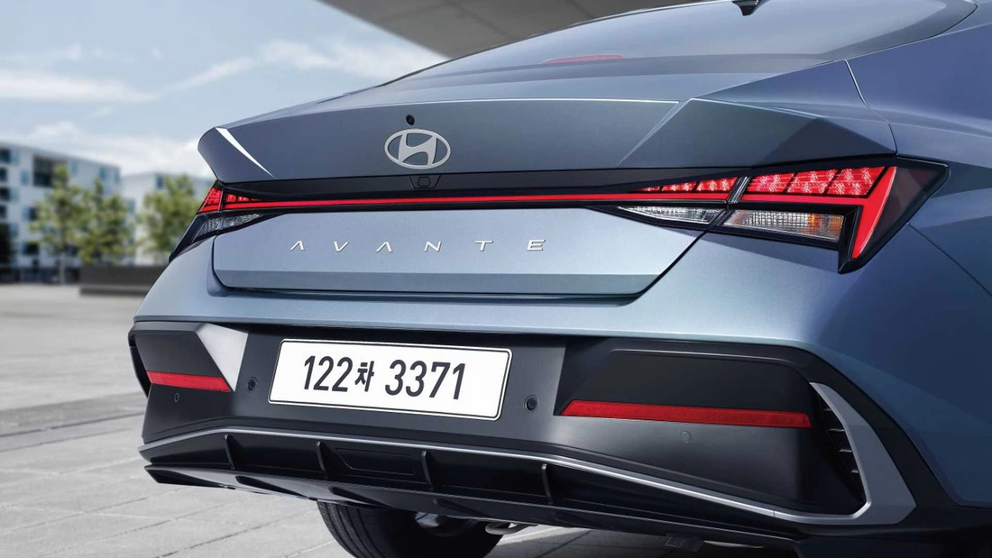 Nhiều người Việt chưa kịp mua Hyundai Elantra 2022 thì xe đã có bản nâng cấp mới - Ảnh 8.
