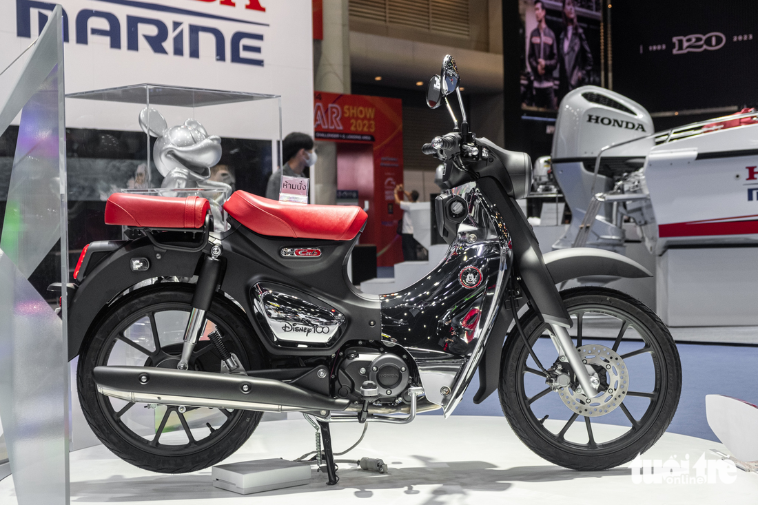 Chi tiết Honda Super Cub C125 bản chuột Disney, giới hạn 100 chiếc, giá ngang SH - Ảnh 2.