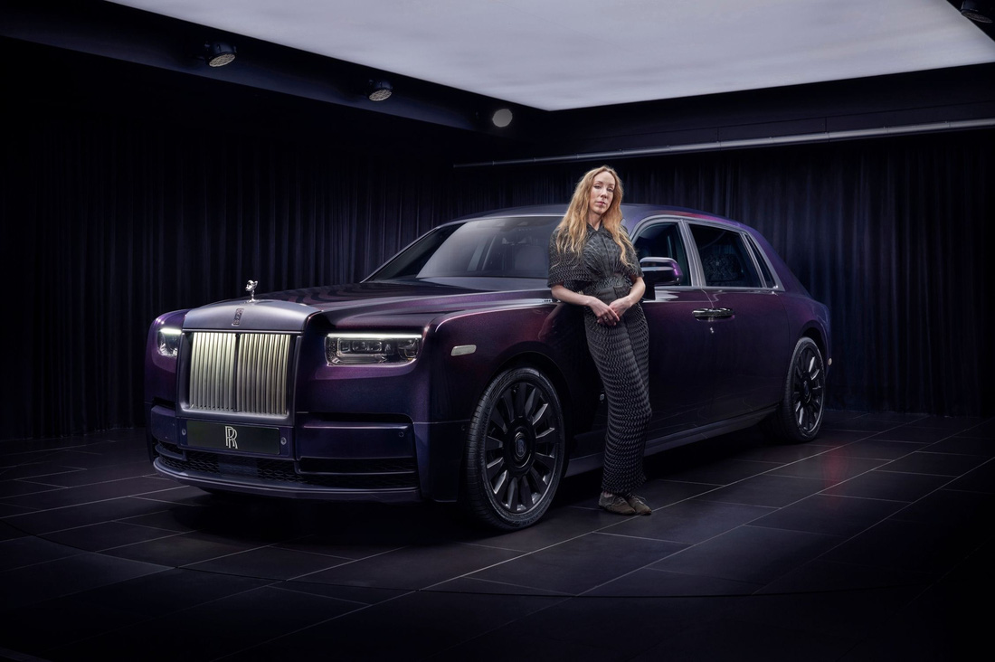 Rolls-Royce Phantom độc bản phức tạp nhất trong lịch sử: Riêng bầu trời sao mất 1 tháng hoàn thiện - Ảnh 1.