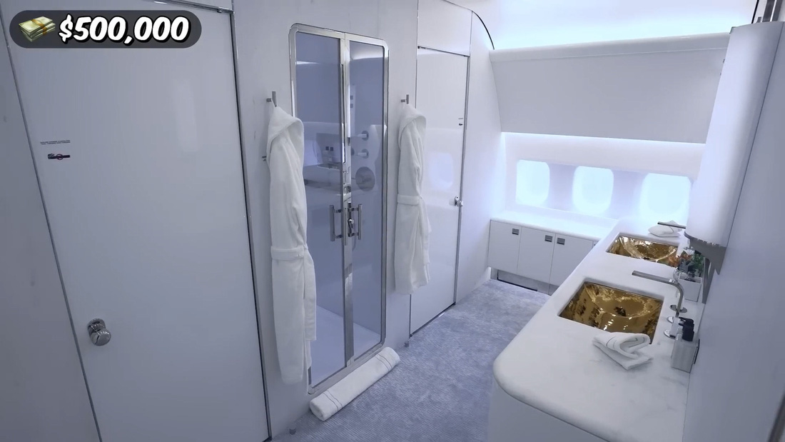 Vé máy bay đắt nhất: Biệt thự bay của tỉ phú, bồn rửa mạ vàng - Ảnh 13.