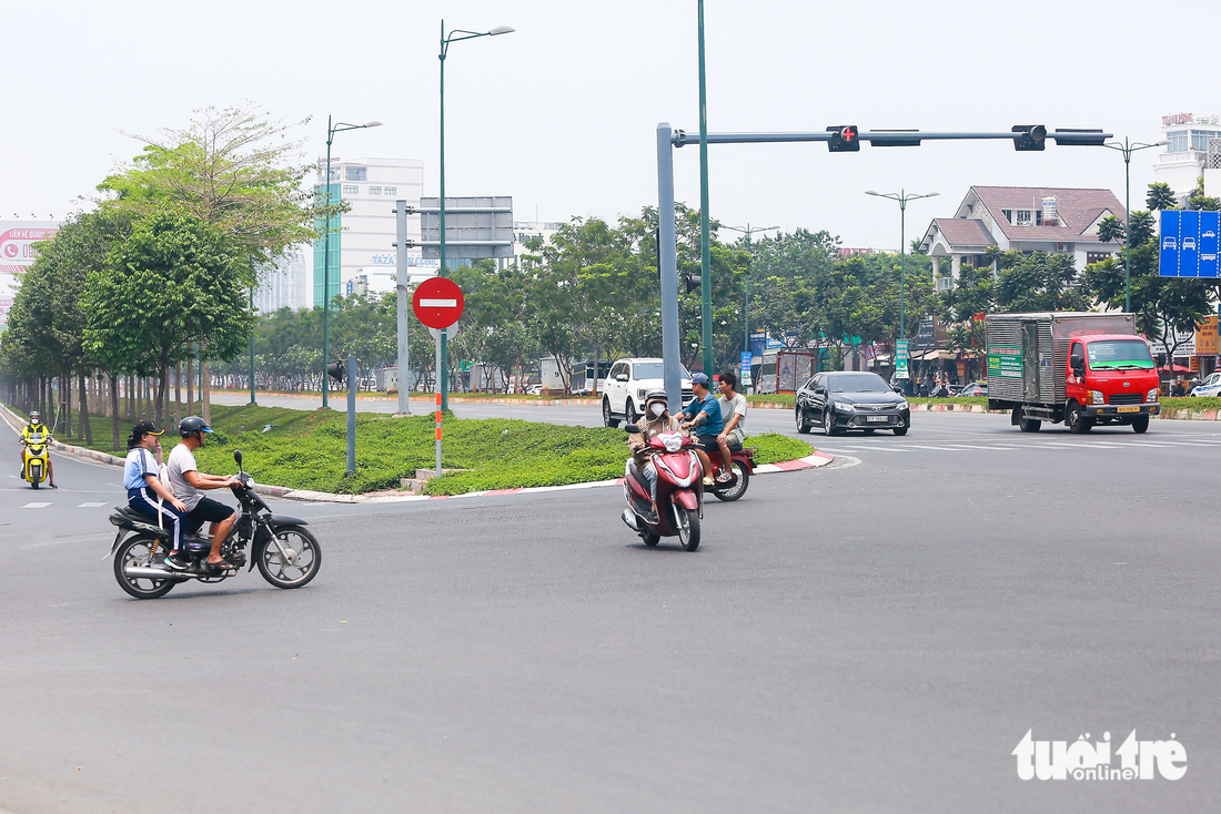 Những giao lộ... ‘bất ổn’ - Ảnh 7.