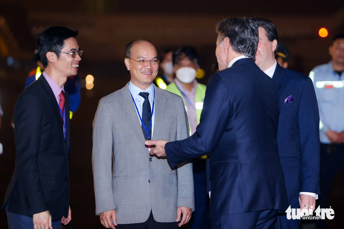 Ngoại trưởng Mỹ Antony Blinken đến Hà Nội, bắt đầu chuyến thăm Việt Nam đầu tiên - Ảnh 4.