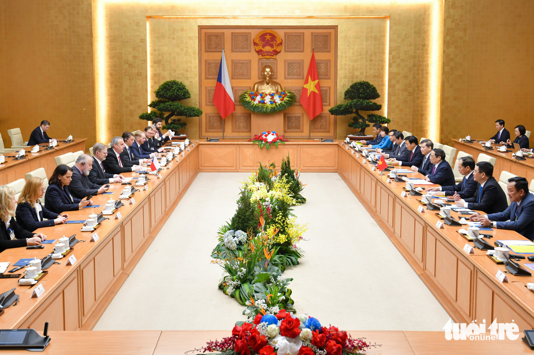 Thủ tướng Phạm Minh Chính đón và hội đàm với Thủ tướng Czech Petr Fiala - Ảnh 7.