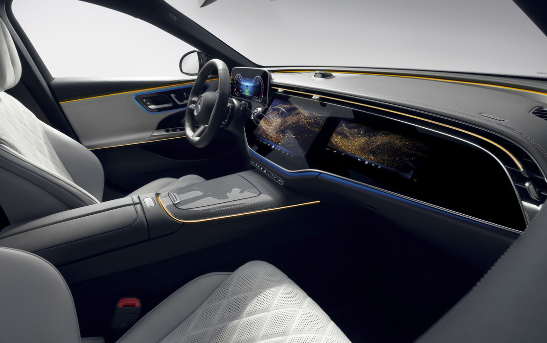 Mercedes-Benz E-Class 2024 ra mắt: Như xe điện, tràn ngập công nghệ, xem được TikTok, họp Zoom - Ảnh 23.