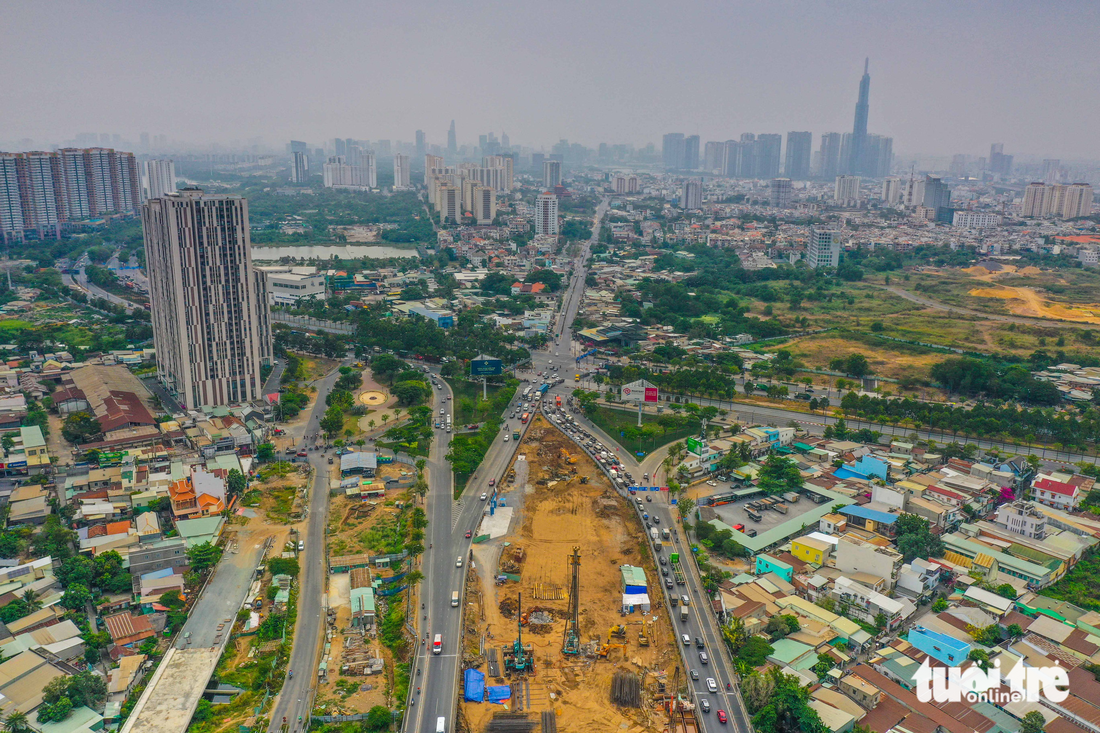 TP.HCM: hàng loạt công trình tỉ đô hoàn thành, khởi công - Ảnh 3.