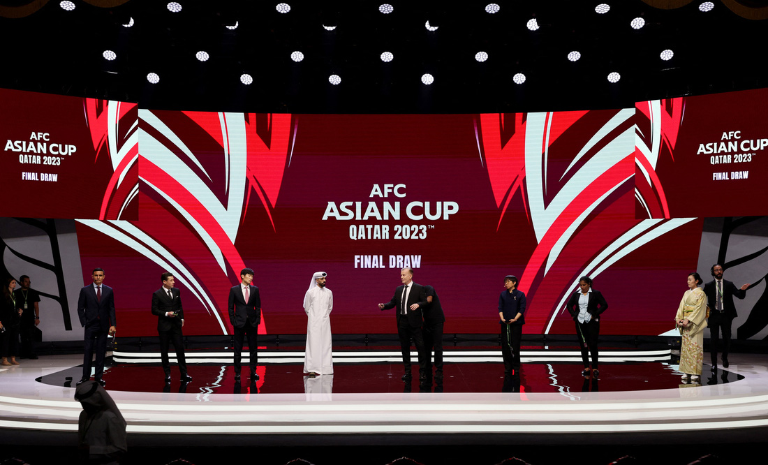 Quang cảnh lễ bốc thăm AFC Asian Cup 2023 - Ảnh: REUTERS