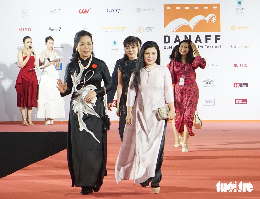 Trấn Thành là đạo diễn xuất sắc, Nhà bà Nữ là phim Việt hay nhất ở Liên hoan phim châu Á Đà Nẵng - Ảnh 11.
