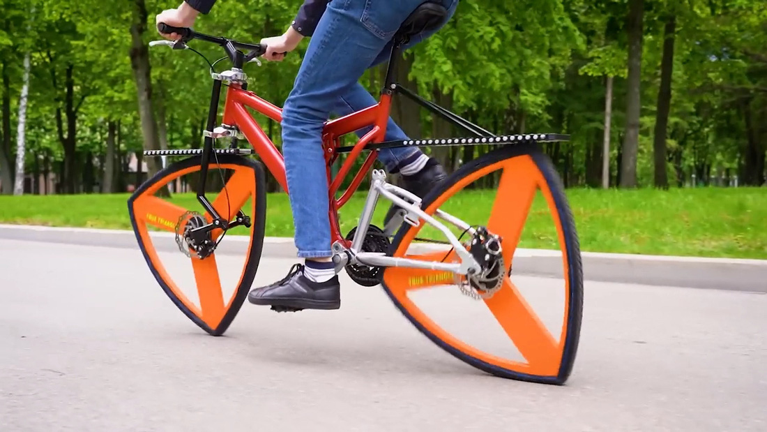 YouTuber tự chế xe đạp độc đáo: Bánh tam giác nhưng không xóc nảy - Ảnh 6.