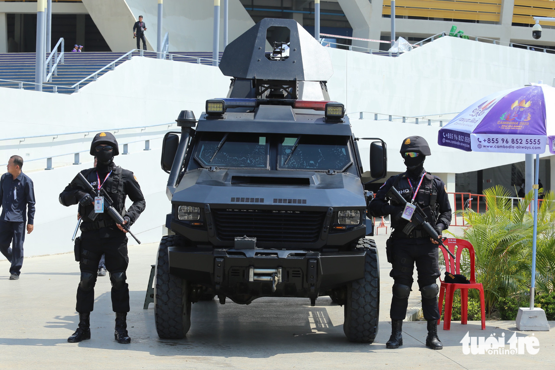 Trước giờ khai mạc SEA Games, Campuchia siết an ninh quanh khu phức hợp - Ảnh 1.
