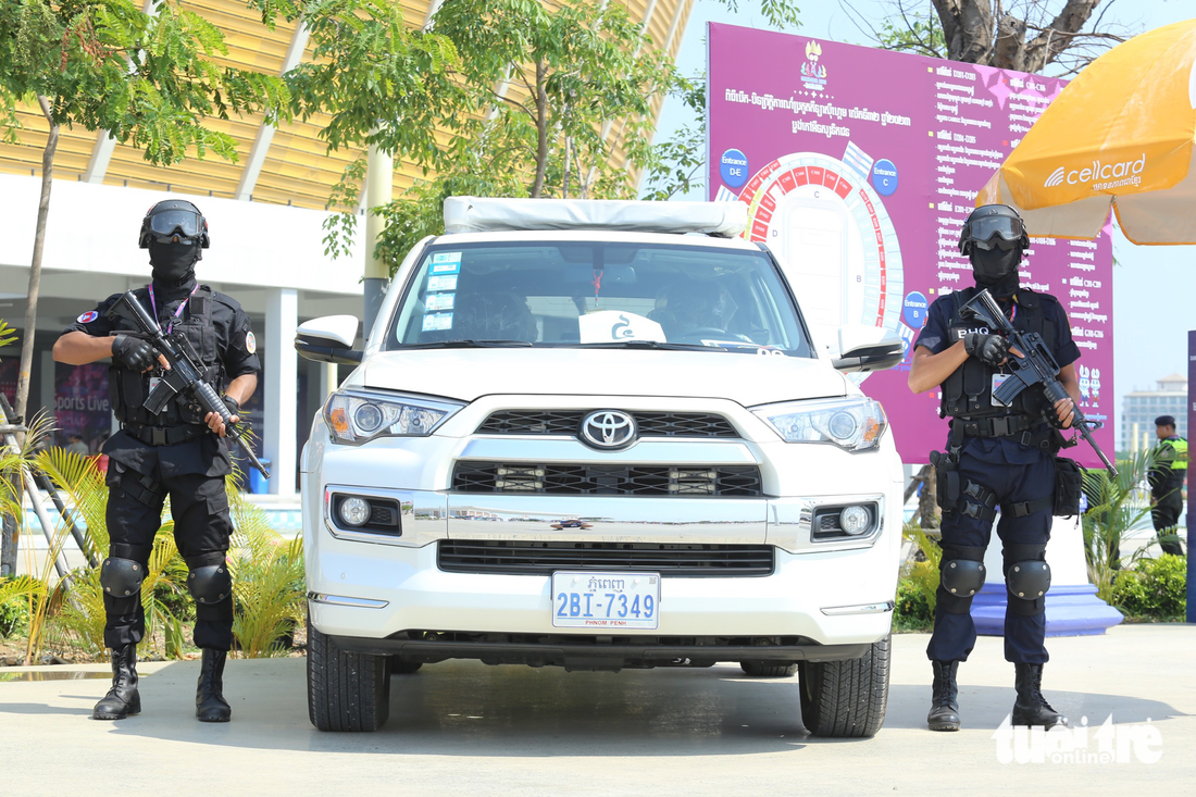 Trước giờ khai mạc SEA Games, Campuchia siết an ninh quanh khu phức hợp - Ảnh 9.