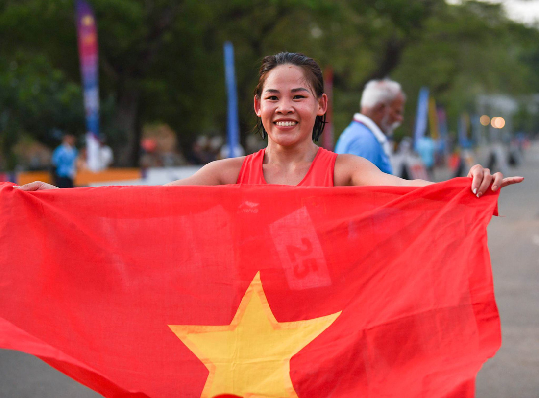 Nguyễn Thị Thanh Phúc giành HCV đi bộ 20km nữ - Ảnh: NAM TRẦN