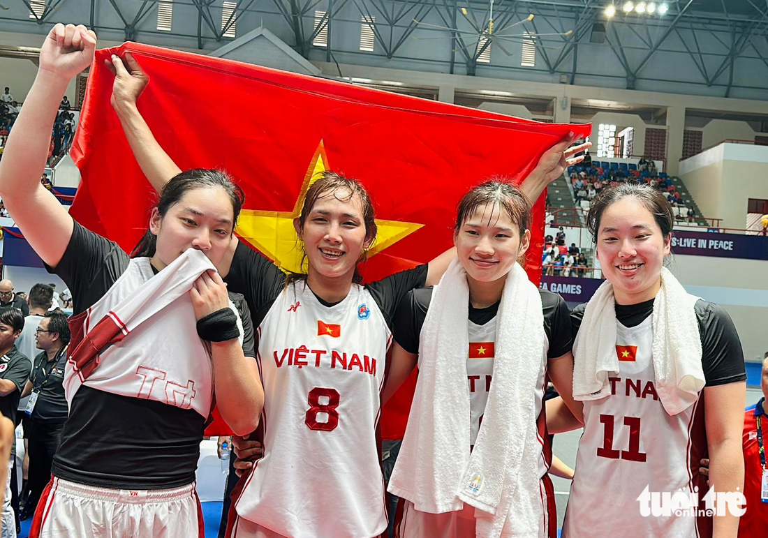 Tuyển bóng rổ nữ Việt Nam đã làm nên lịch sử sau khi đánh bại Philippines ở chung kết 3x3 nữ - Ảnh: N.K