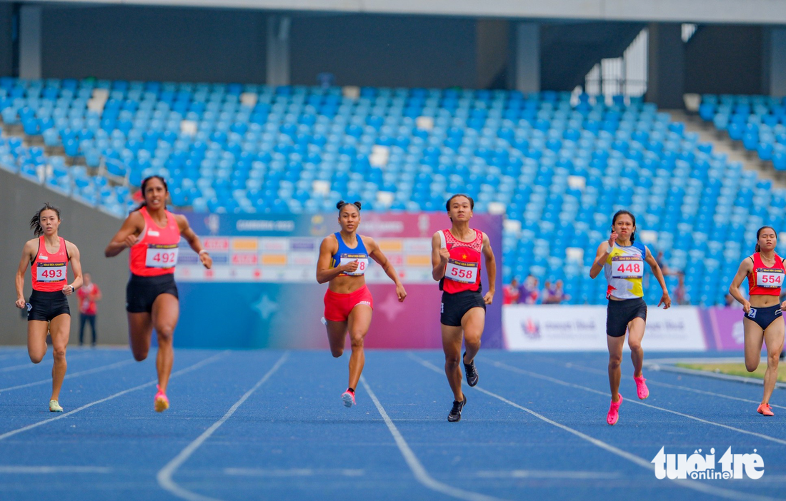 Nhi Yến (558) có màn ra mắt ấn tượng ở SEA Games 32 - Ảnh: NAM TRẦN