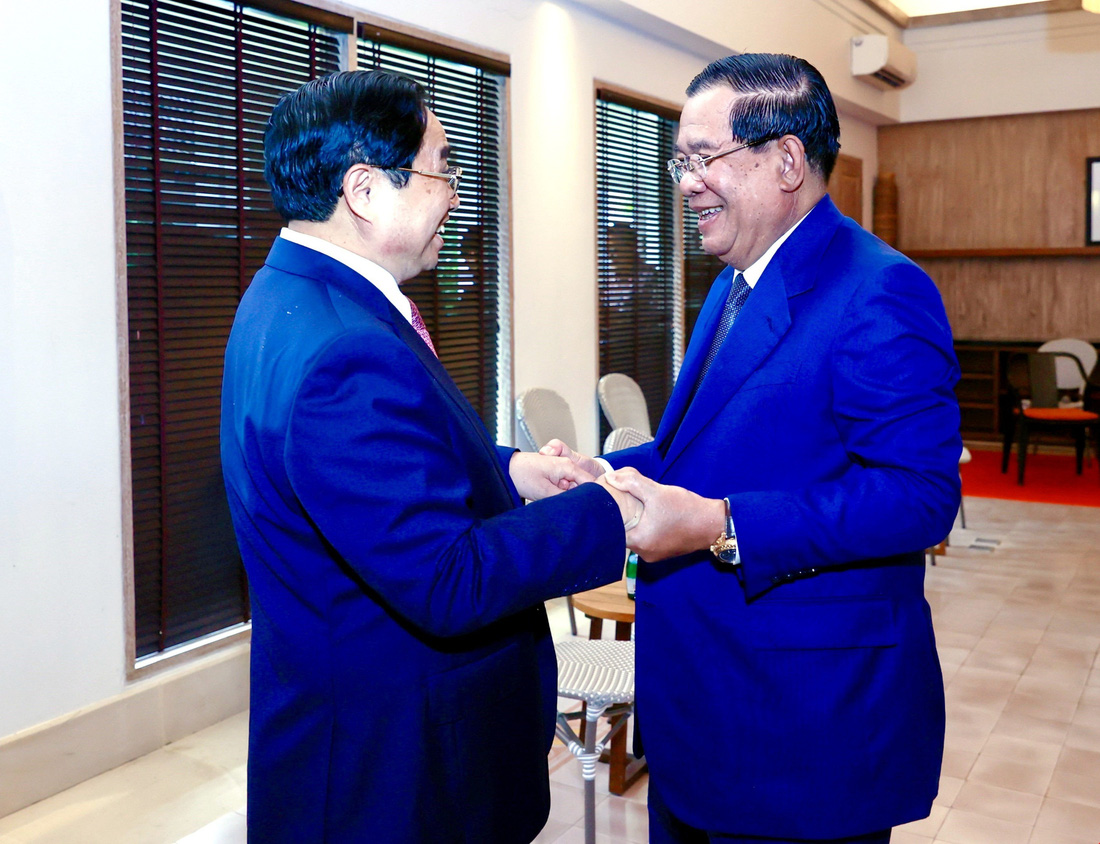 Thủ tướng Phạm Minh Chính gặp Thủ tướng Campuchia Hun Sen chiều 9-5 - Ảnh: TTXVN