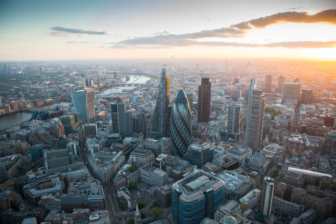 Những tòa nhà chọc trời đang mọc lên ngày càng nhiều ở ngay trung tâm thủ đô London - Ảnh: ArchDaily