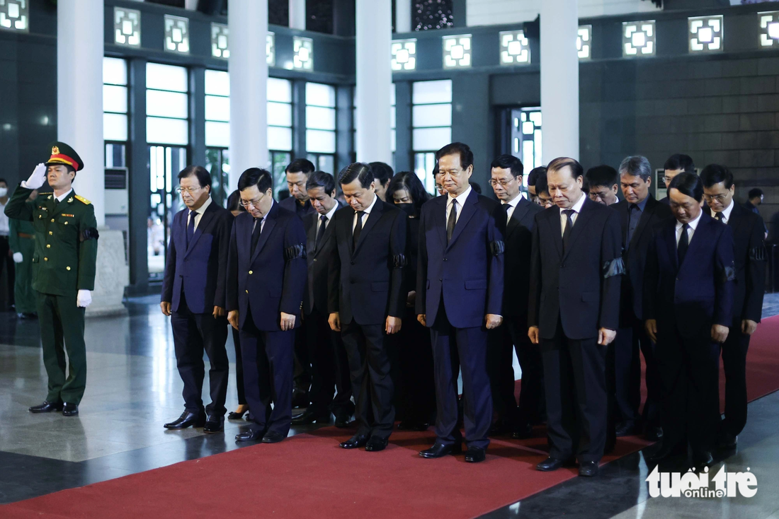 Đông đảo lãnh đạo, nguyên lãnh đạo dự lễ tang cố Phó thủ tướng Vũ Khoan - Ảnh 7.