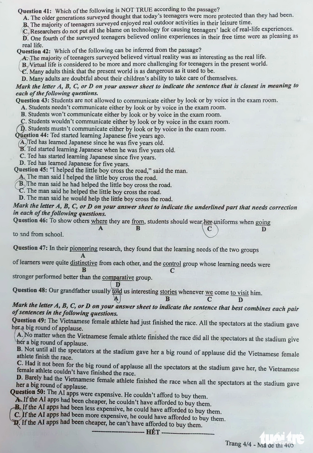 Đề thi môn tiếng Anh, mã đề 405 - Ảnh: CHÍ CÔNG