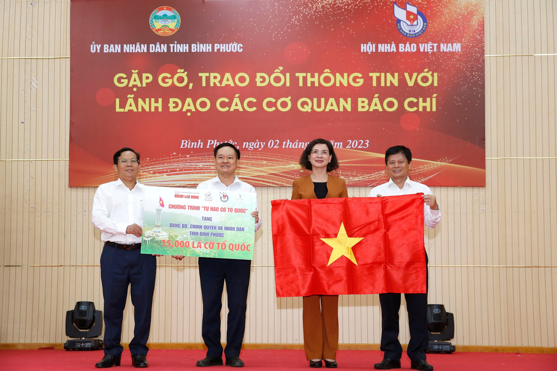 Hội Nhà báo Việt Nam trồng 3,4ha rừng ở Bình Phước - Ảnh 2.