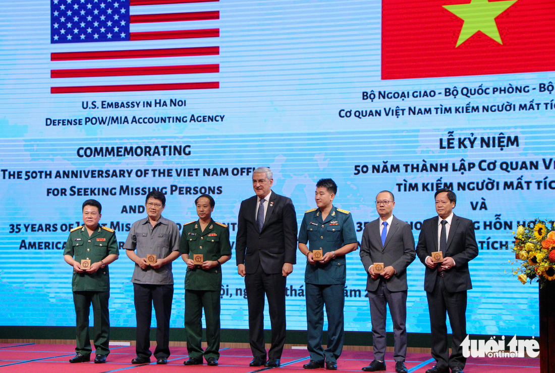 50 năm Việt Nam tìm người Mỹ mất tích: Giọt nước mắt đau đớn và lời cảm ơn - Ảnh 3.