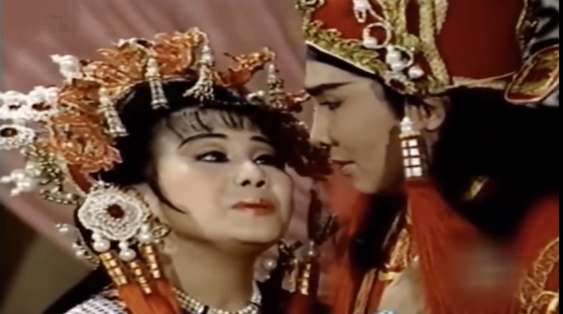 Tài Linh - Vũ Linh, cặp đôi được khán giả yêu thích trong nhiều vở  cải lương quay video những năm 1990 - Ảnh chụp màn hình: L.ĐOAN