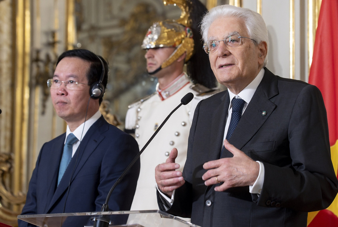 Tổng thống Ý Sergio Mattarella chia sẻ tại cuộc gặp gỡ báo chí - Ảnh: Phủ Tổng thống Ý