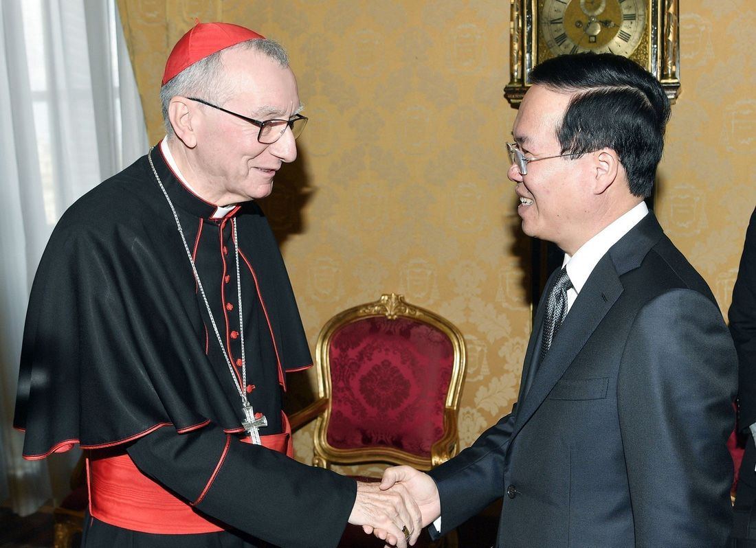 Chủ tịch nước Võ Văn Thưởng gặp Hồng y Pietro Parolin, Thủ tướng Tòa thánh Vatican - Ảnh: TTXVN