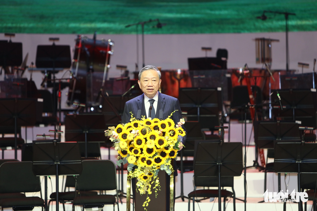 Đại tướng Tô Lâm - bộ trưởng Bộ Công an - phát biểu đáp từ - Ảnh: DANH KHANG