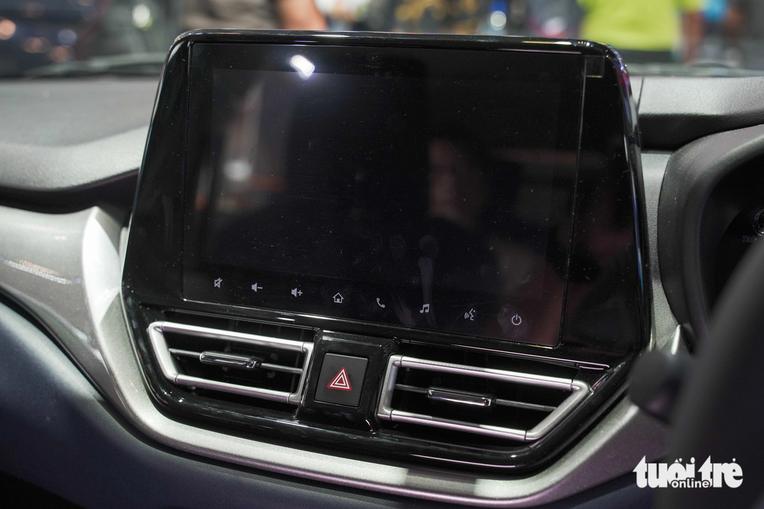 Màn hình trung tâm của Suzuki Baleno kích thước 9 inch, có kết nối Apple CarPlay/Android Auto