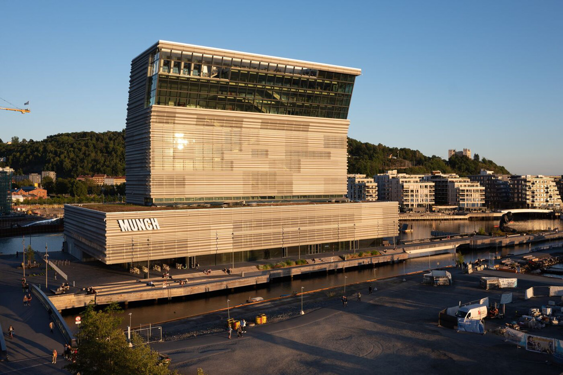 Bảo tàng Munch của Oslo, do Estudio Herreros thiết kế, giành danh hiệu &quot;tòa nhà xấu nhất&quot; Na Uy theo bình chọn năm 2021 - Ảnh: BLOOMBERG