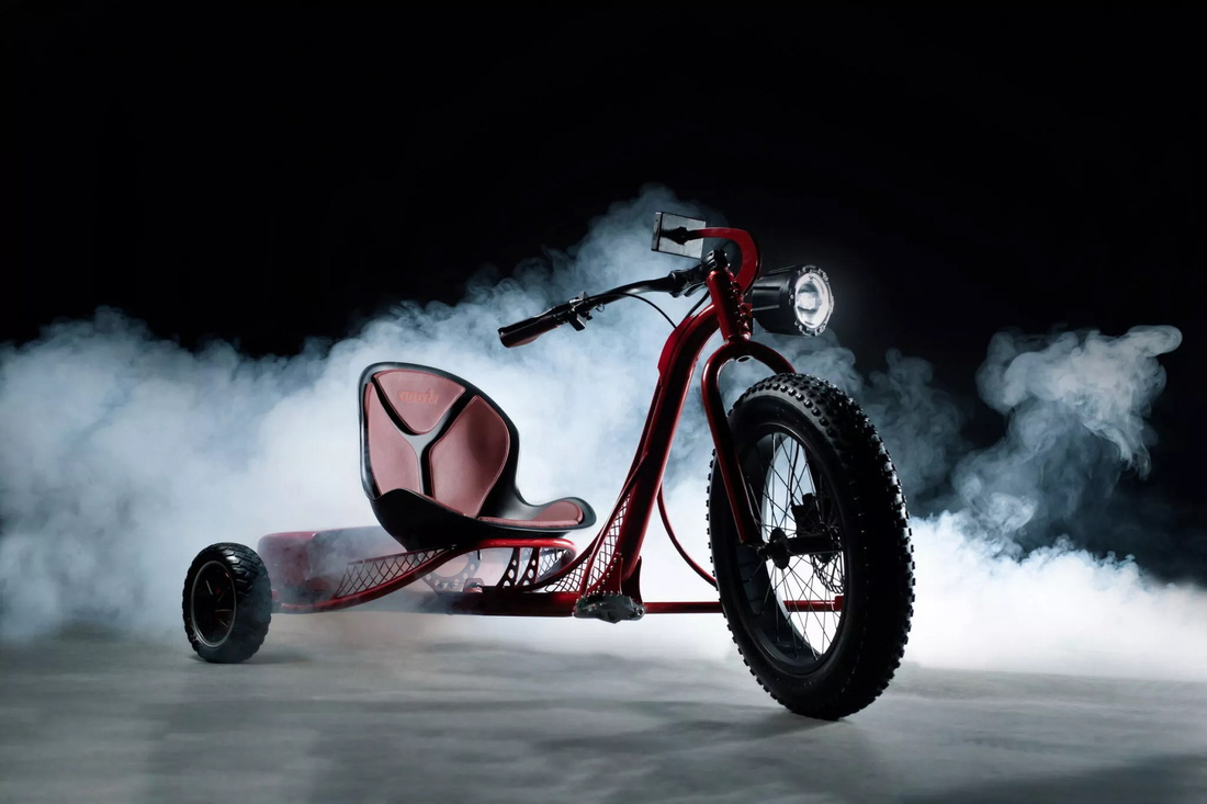 Xe điện ba bánh VOOK e-trike được thiết kế theo phong cách cổ điển với một cặp mô tơ điện ở phía sau - Ảnh: VOOK