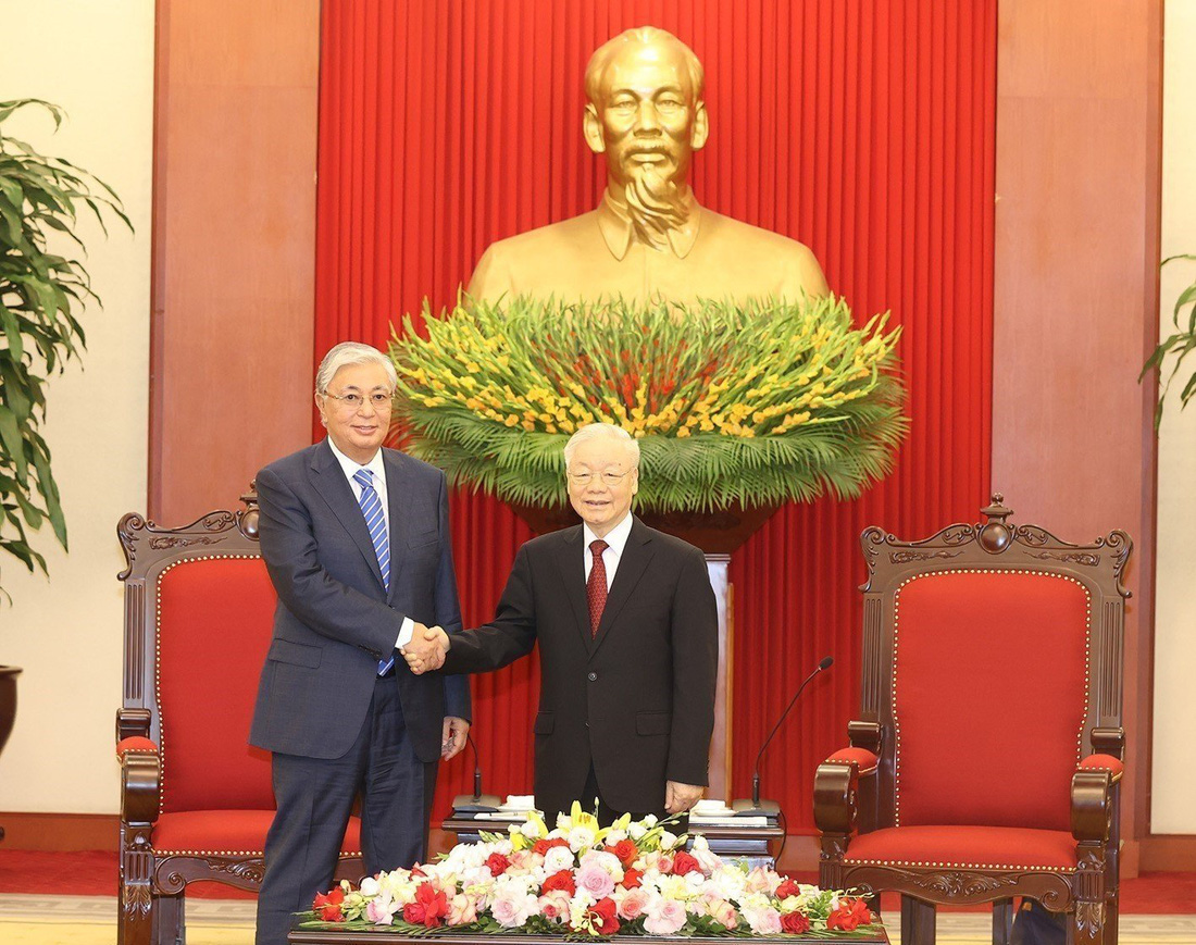 Tổng bí thư Nguyễn Phú Trọng tiếp Tổng thống Kazakhstan Kassym-Jomart Tokayev - Ảnh: TTXVN