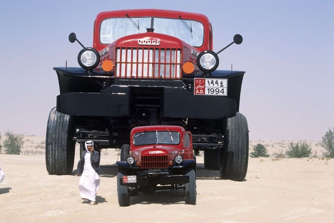 Bất chấp hình dáng quá khổ, chiếc bán tải này vẫn chạy được như những xe bình thường khác, và còn có biển số riêng. Tuy nhiên, hiện nay, phần lớn thời gian xe nằm trong Bảo tàng Emirates National Auto Museum tại Abu Dhabi, nơi mở cửa miễn phí cho khách tham quan - Ảnh: Autoevolution