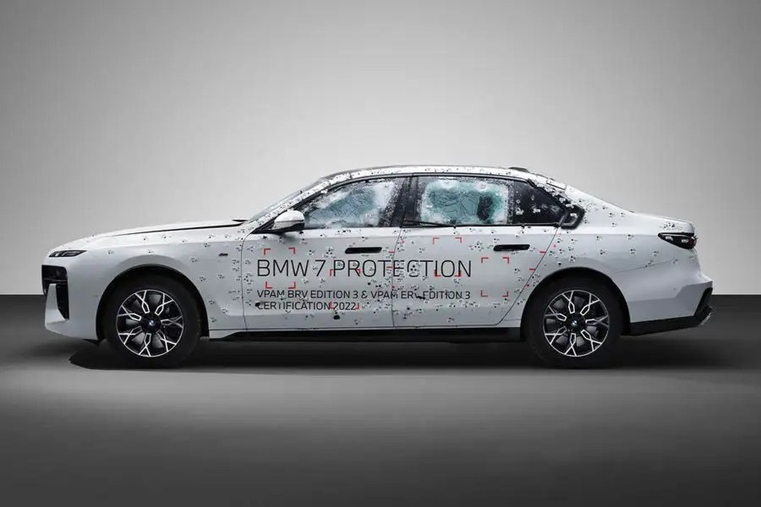 BMW 7-Series/i7 vừa công bố là sedan bảo vệ yếu nhân cao cấp nhất đội hình thương hiệu Đức hiện tại - Ảnh: BMW