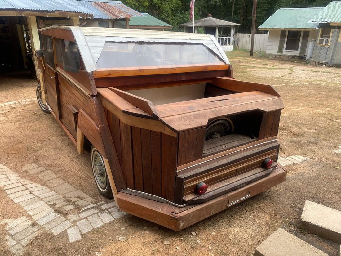 Bán tải Ford F-150 gây kinh ngạc với lớp vỏ gỗ khác thường - Ảnh 4. Bán tải Ford F-150 gây kinh ngạc với lớp vỏ gỗ khác thường - Ảnh 4.