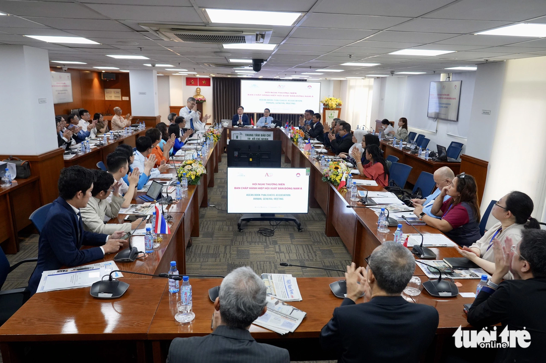 Toàn cảnh Hội nghị Ban chấp hành Hiệp hội Xuất bản Đông Nam Á (ASEAN Book Publishers Association - ABPA), do Hội Xuất bản Việt Nam và UBND TP.HCM tổ chức sáng 15-9 - Ảnh: HỮU HẠNH