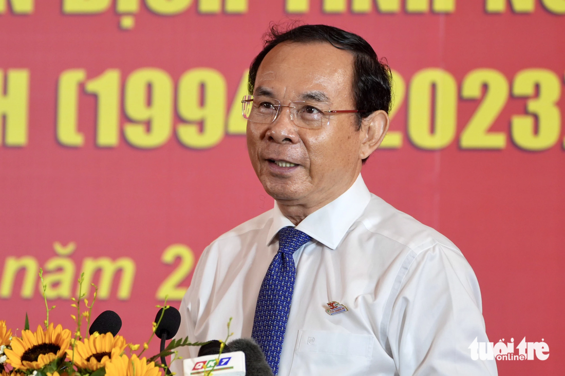 Bí thư Thành ủy TP.HCM Nguyễn Văn Nên phát biểu tại buổi gặp mặt - Ảnh: HỮU HẠNH