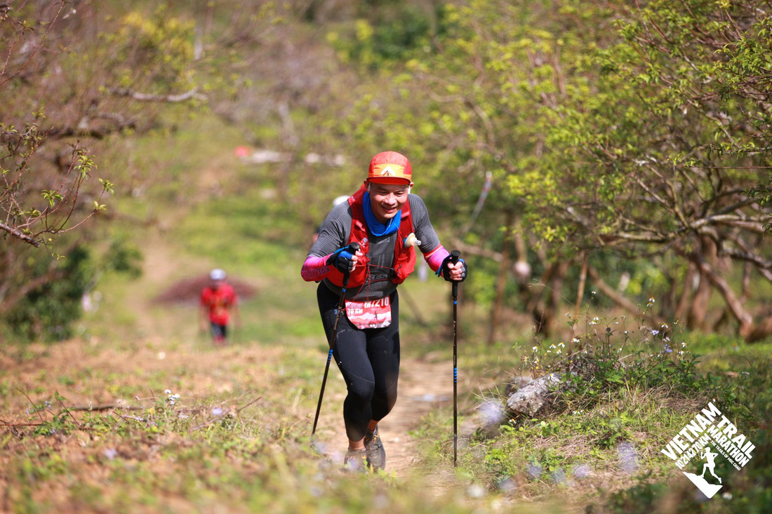Anh Nguyễn Thanh Giang trong một cuộc thi chạy bộ đường mòn tại Mộc Châu - Ảnh: NVCC