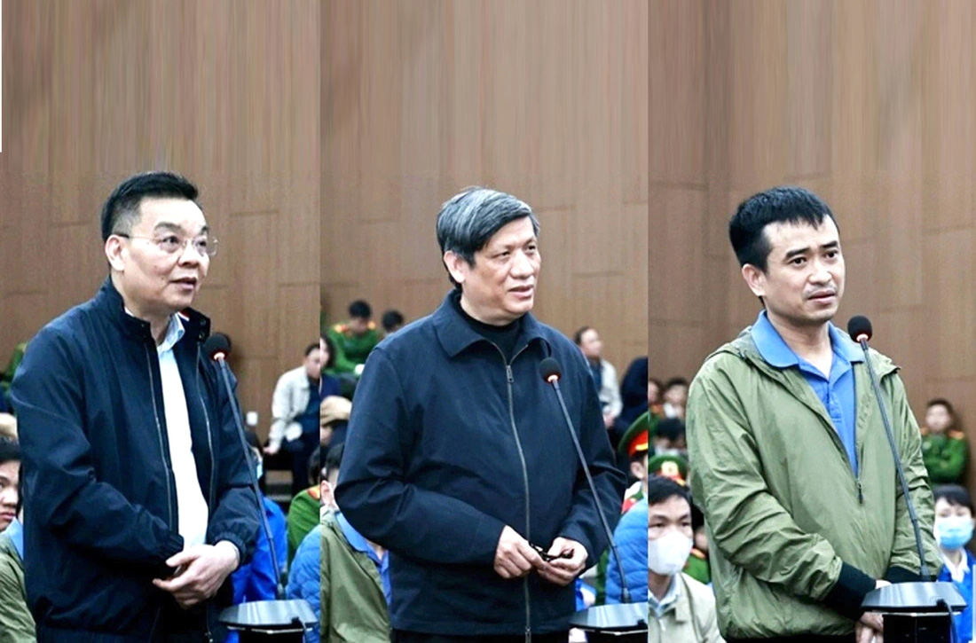 Từ trái qua: bị cáo Chu Ngọc Anh, Nguyễn Thanh Long và Phan Quốc Việt tại phiên tòa xét xử vụ Việt Á - Ảnh: GIANG LONG - PHƯƠNG NAM