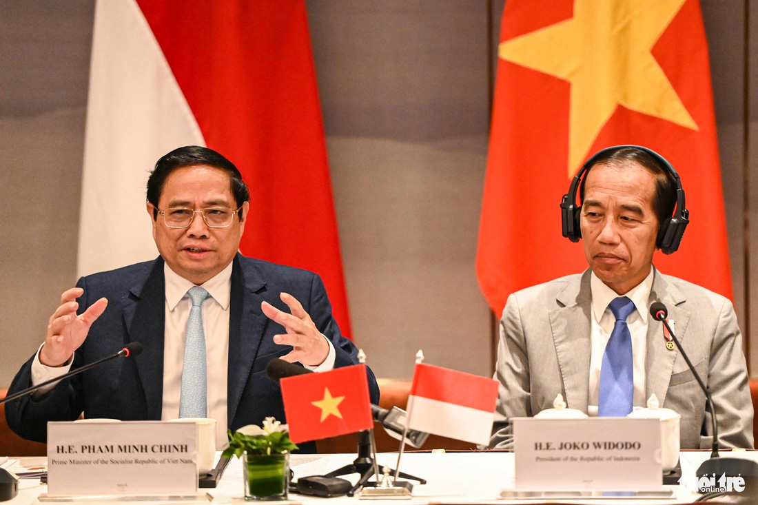 Thủ tướng Phạm Minh Chính kêu gọi doanh nghiệp hai nước chung tay thúc đẩy kết nối doanh nghiệp Việt Nam và Indonesia, hiện thực hóa các mong muốn của hai Chính phủ - Ảnh: HỒNG QUANG