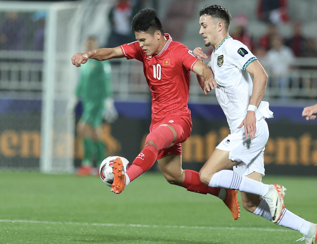 Tiền đạo Phạm Tuấn Hải có 46 phút thi đấu trước khi rời sân vì chấn thương trong trận thua 0-1 trước Indonesia - Ảnh: HOÀNG TUẤN