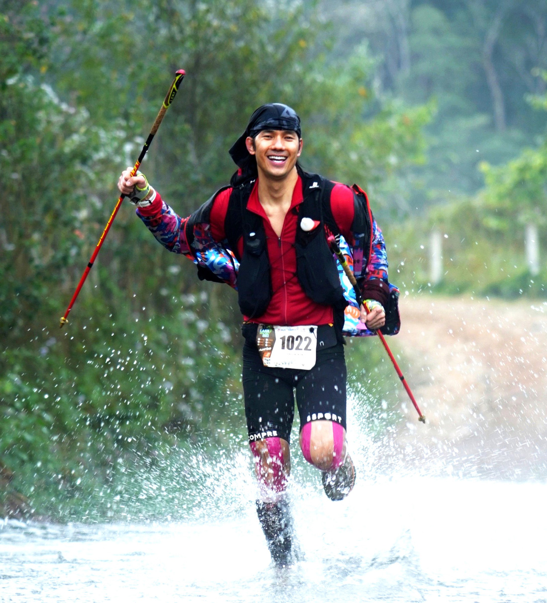 Nhan Phúc Vinh chinh phục thành công cự ly 100km tại giải Laan ultra trail Đà Lạt tháng 12-2023 - Ảnh: NVCC