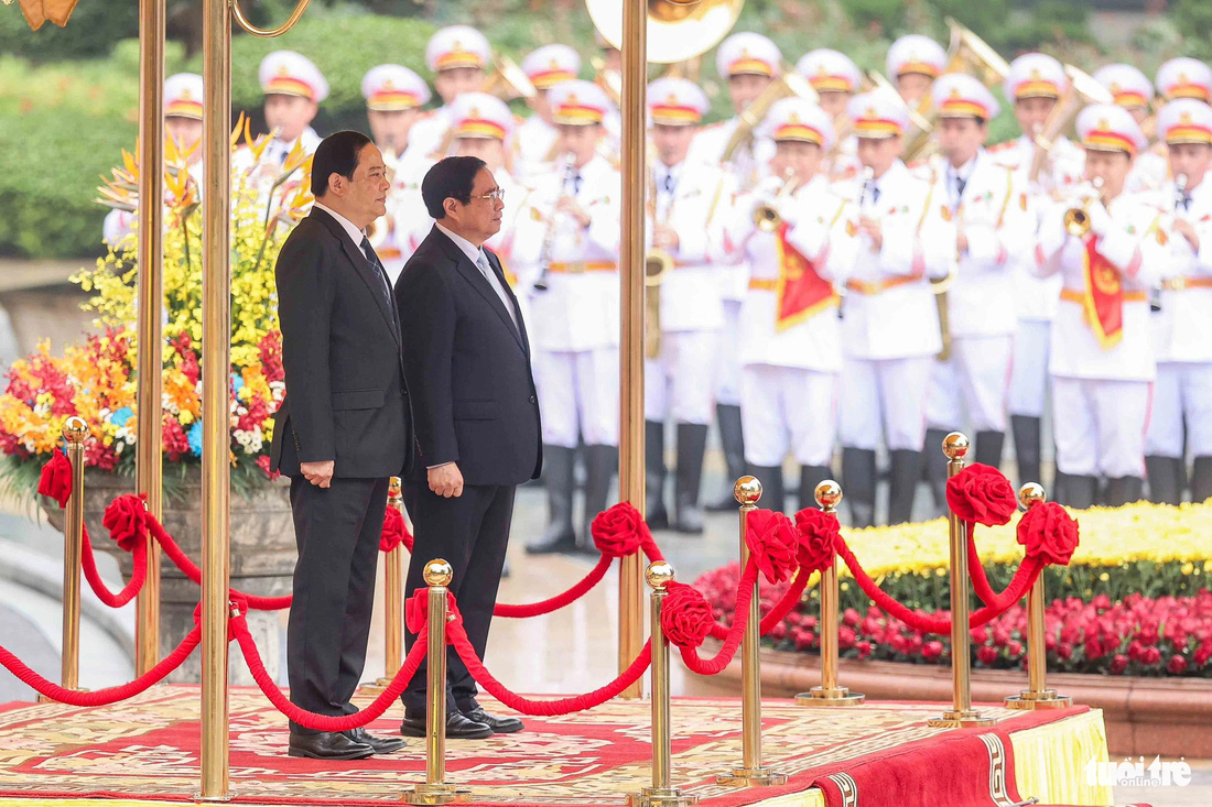 Thủ tướng Lào Sonexay Siphandone là người đứng đầu chính phủ nước ngoài đầu tiên thăm Việt Nam trong năm 2024 - Ảnh: NGUYỄN KHÁNH
