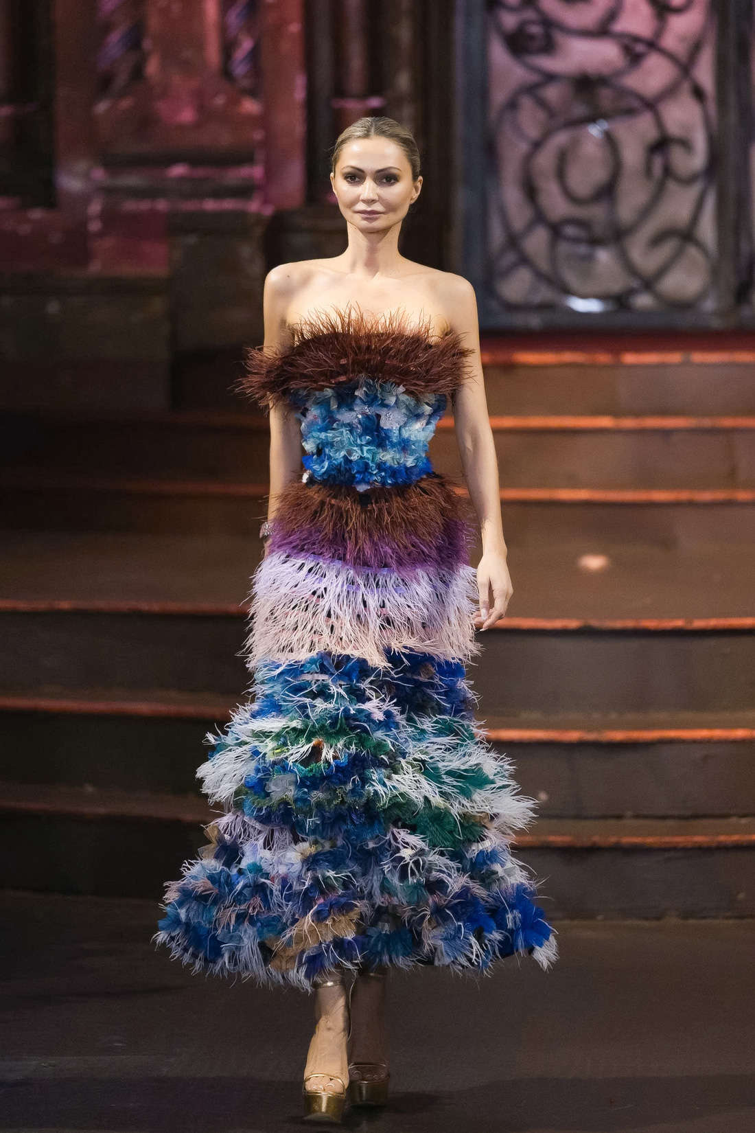 Tuyết Lê trình diễn thời trang tại New York Couture Fashion Week - Ảnh 9.