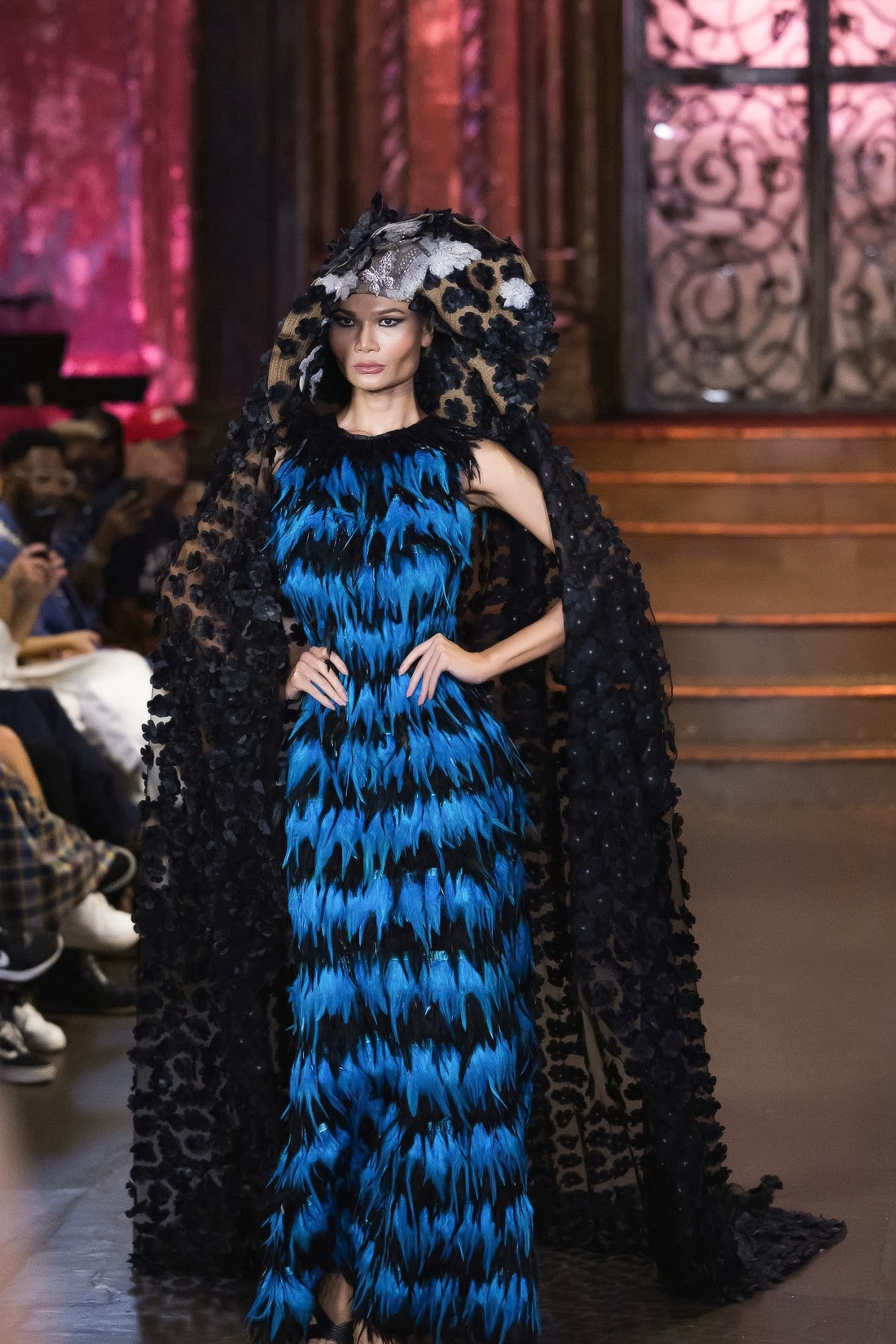 Tuyết Lê trình diễn thời trang tại New York Couture Fashion Week - Ảnh 2.