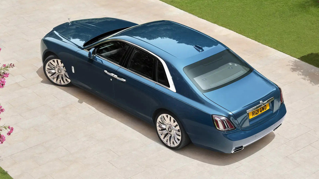 Rolls-Royce Ghost nâng cấp: Xe 'rẻ' nhất của thương hiệu siêu sang số 1 thế giới - Ảnh 2.