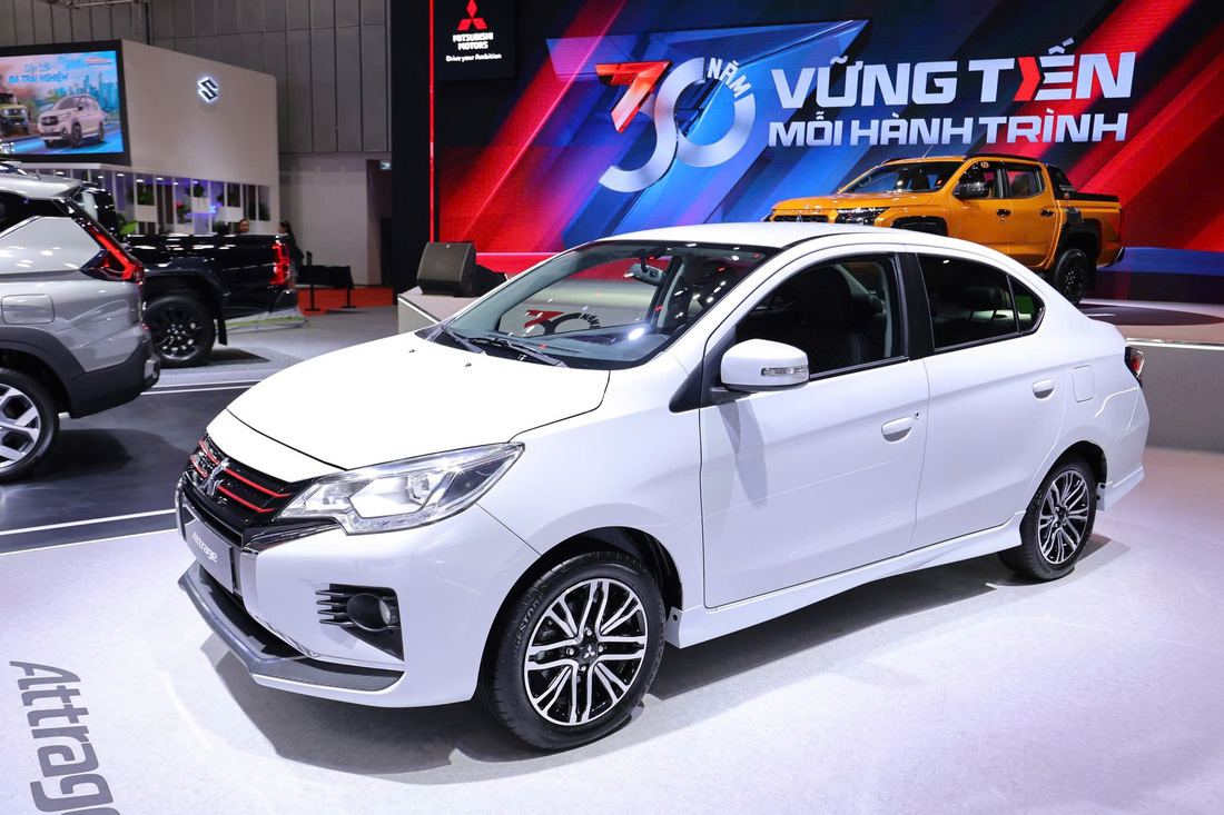 Những xe 'nhất' tại Vietnam Motor Show 2024: Đắt nhất, mạnh nhất, lạ nhất... - Ảnh 3.