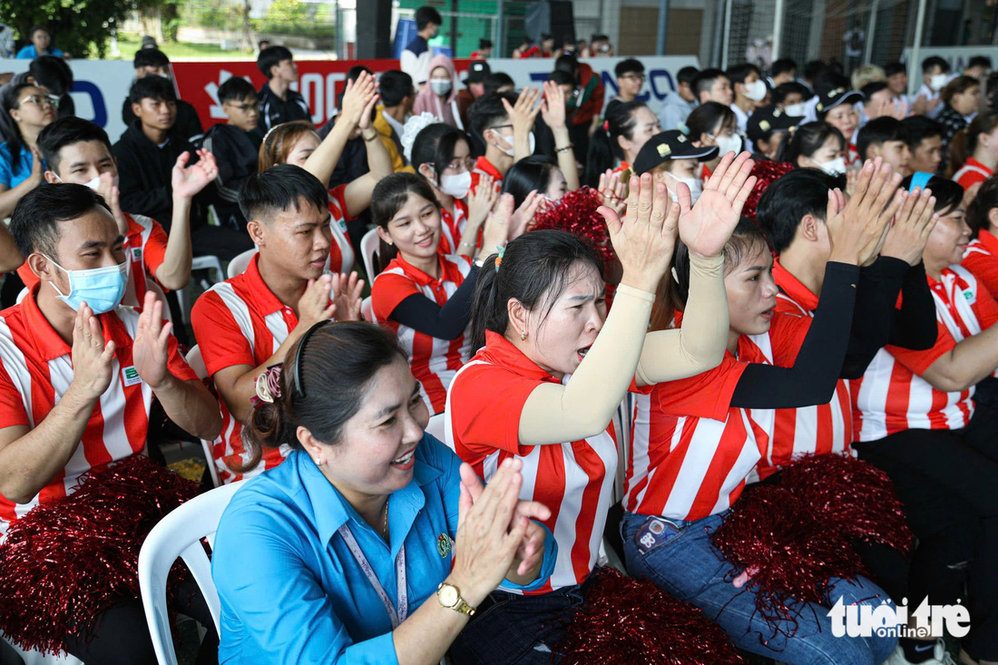 Khai mạc vòng loại khu vực Bình Dương Giải bóng đá công nhân, viên chức Việt Nam 2024 - Ảnh 7.