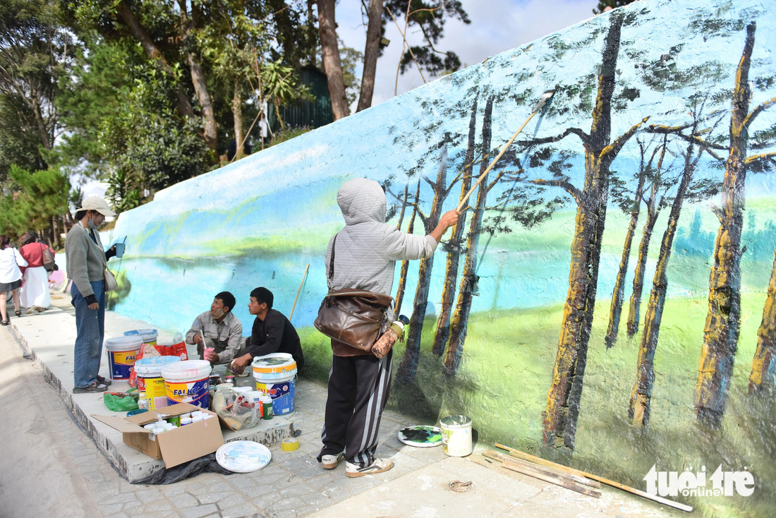 Không khí rộn ràng trước ngày khai mạc Festival hoa Đà Lạt - Ảnh 8.