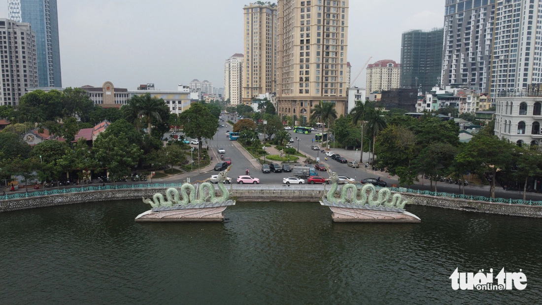 Không chỉ sông Tô Lịch, nhiều hồ lớn ở Hà Nội cũng đang cần 'cứu' vì ô nhiễm nghiêm trọng - Ảnh 14.