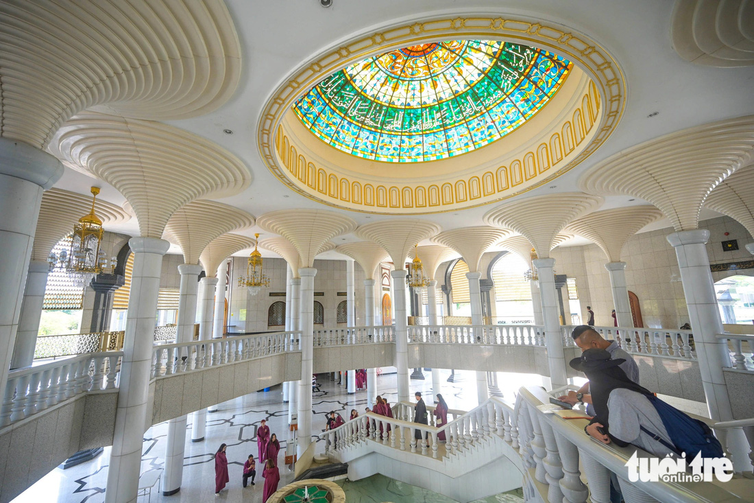 Thánh đường Hồi giáo Jame Asr Hassanil Bolkiah ở thủ đô Brunei
